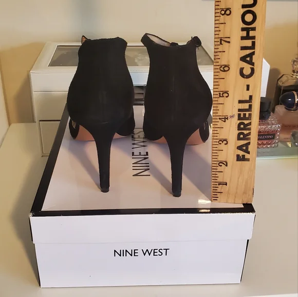 Nine West Pumps black suede - Picture 2 of 3